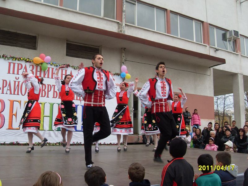Участие в празничния ден на община "Връбница", 2011 г. - 140 СУ Иван Богоров | Обеля София